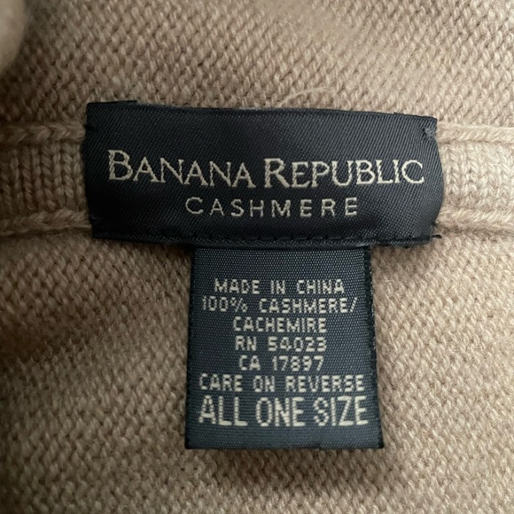 Vintage Banana Republic Beige Cashmere Balaclava Hood - Picture 4 of 8